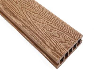 Instale revestimento WPC durável em qualquer superfície externa com facilidade