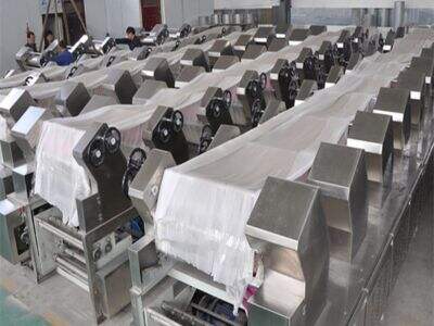 Why Motorized Rolling Improves Dough Texture Compared to Manual Pasta Makers