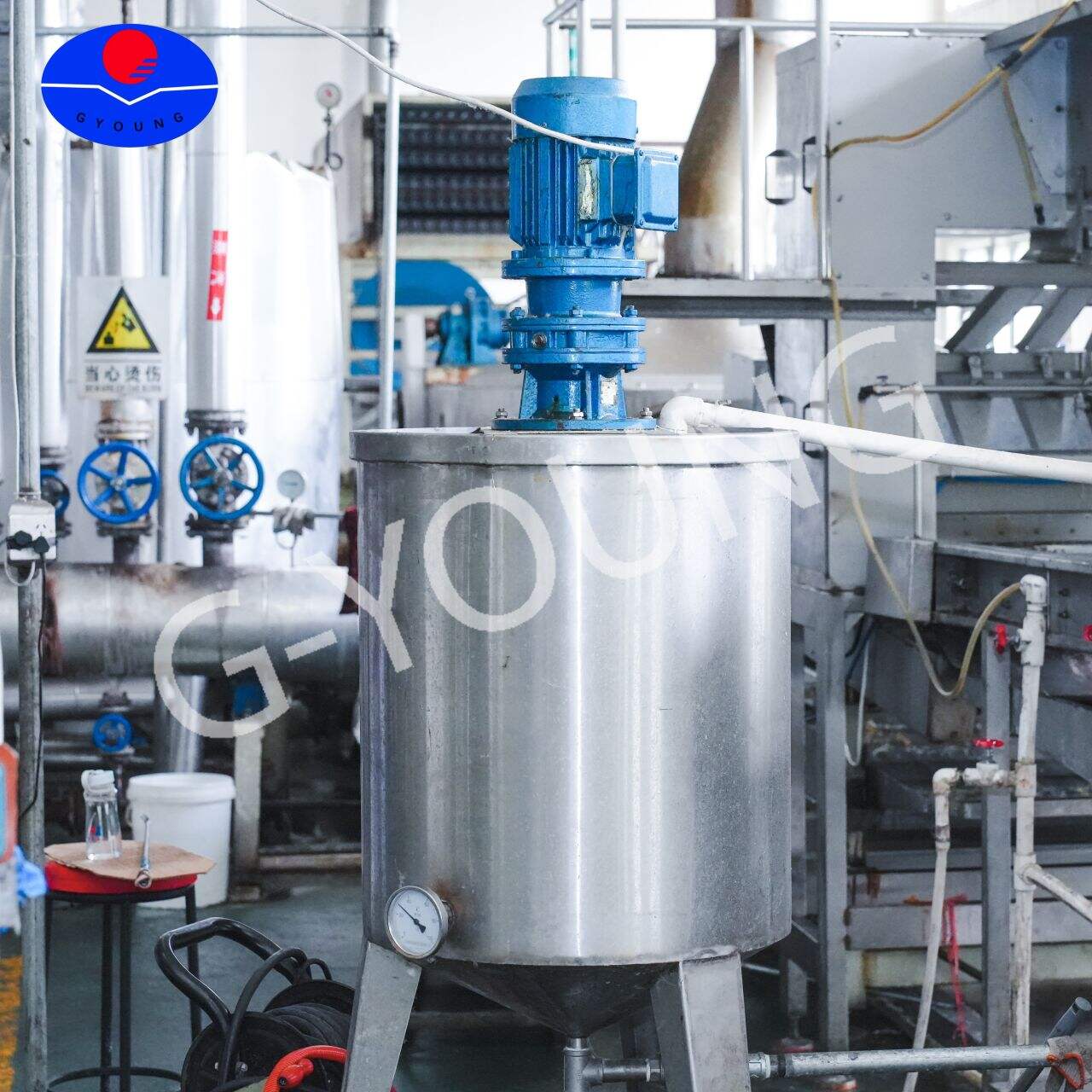 堅牢なステンレス製デバイスでアーティザン料理に使用