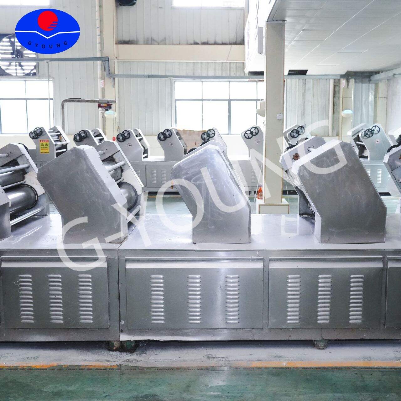 A Comparação Definitiva de Máquinas para Fazer Espaguete