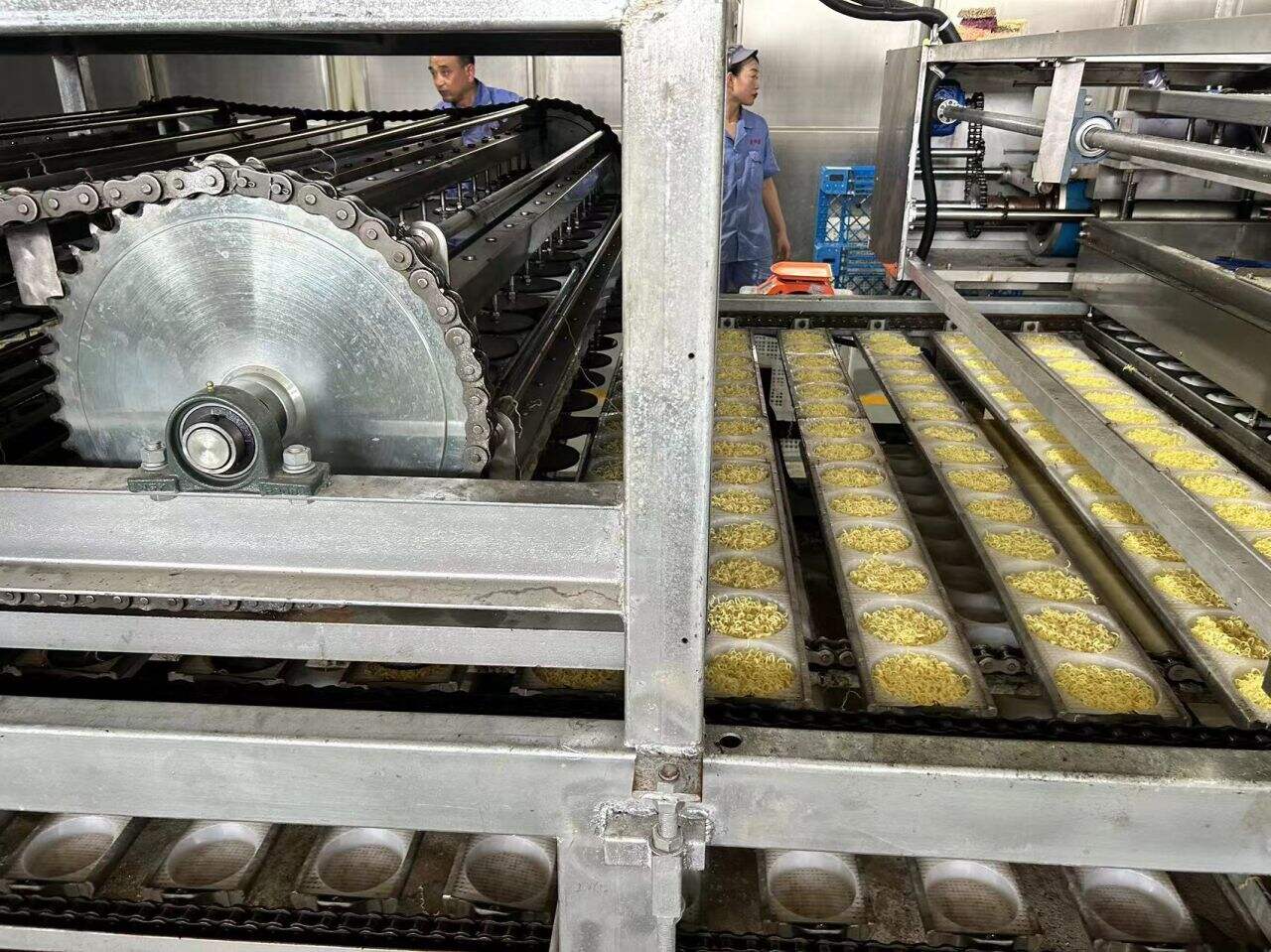 Experimente uma qualidade consistente e superior de massas com nossas máquinas confiáveis