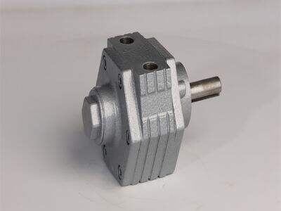 古い機械にエアモーターを改造してコスト削減