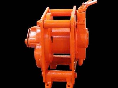 Standard NPT ports ensure air winch compatibility with plant piping