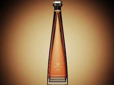 A Buyer's Checklist for Sourcing a High-Quality Whiskey Bottle Supplier