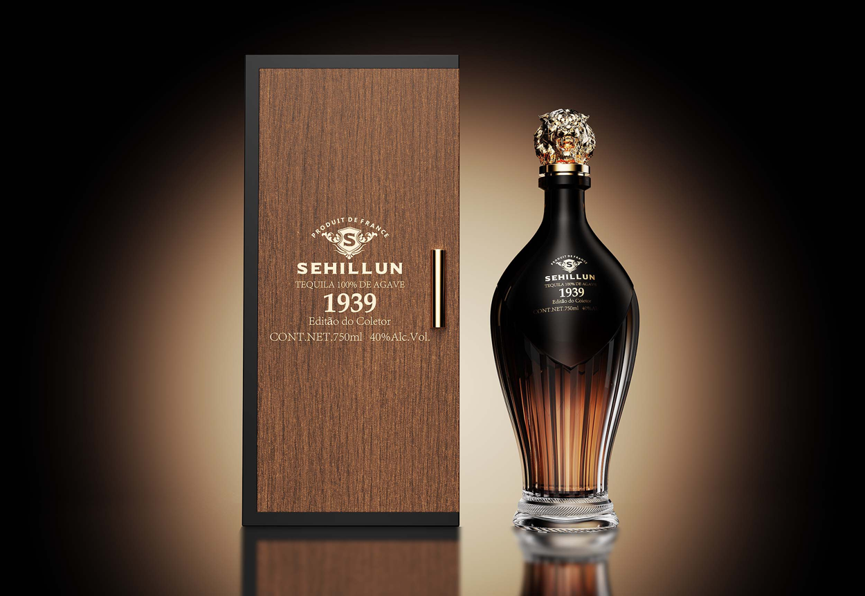 product customized to house your private collection with a luxuriously crafted ceramic tequila bottle-6