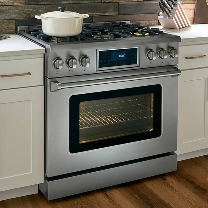 Elevate Your Culinary Space with Hyxion's Innovative Gas Range Solutions