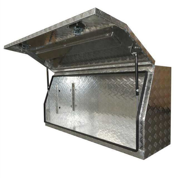 عزز تخزين أدواتك باستخدام حقيبة أدوات معدنية