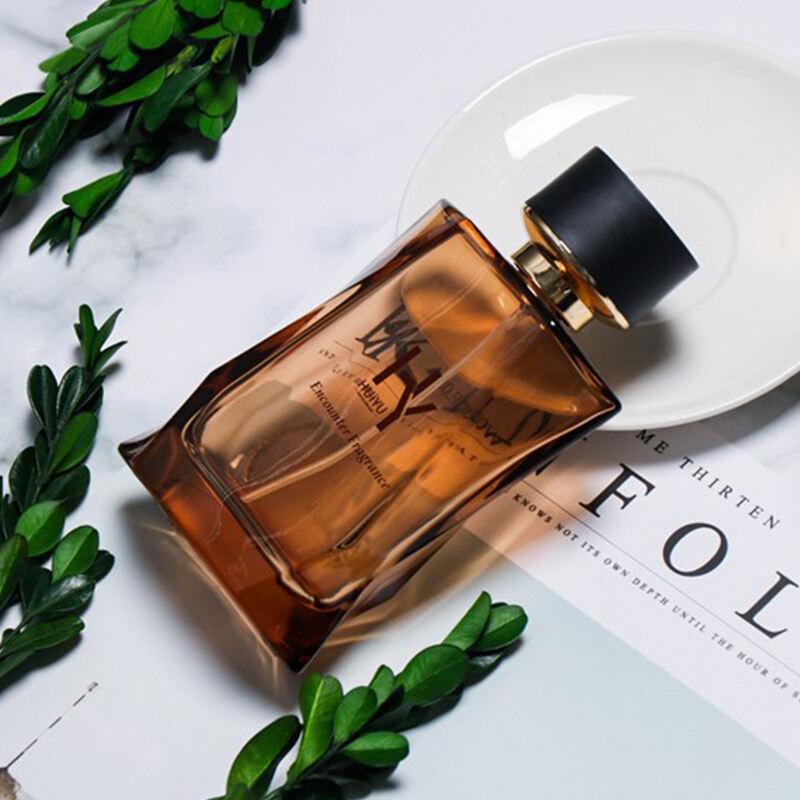 Today HuiYu will launch a minimalist perfume bottle