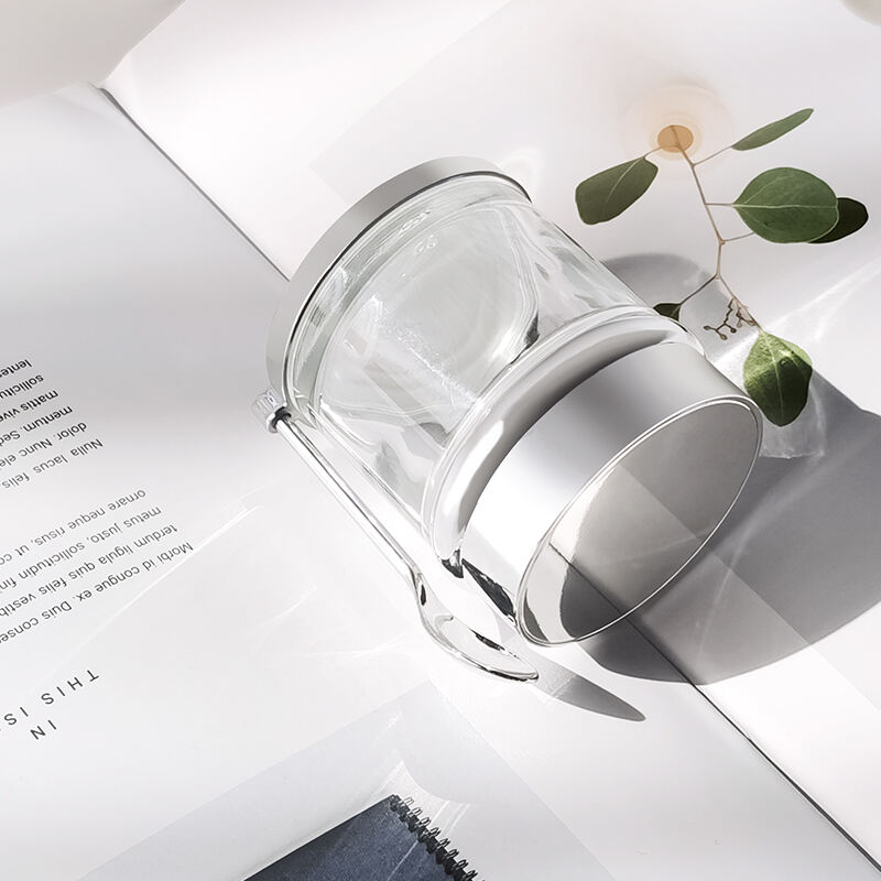 Usage of Glass Cosmetic Containers