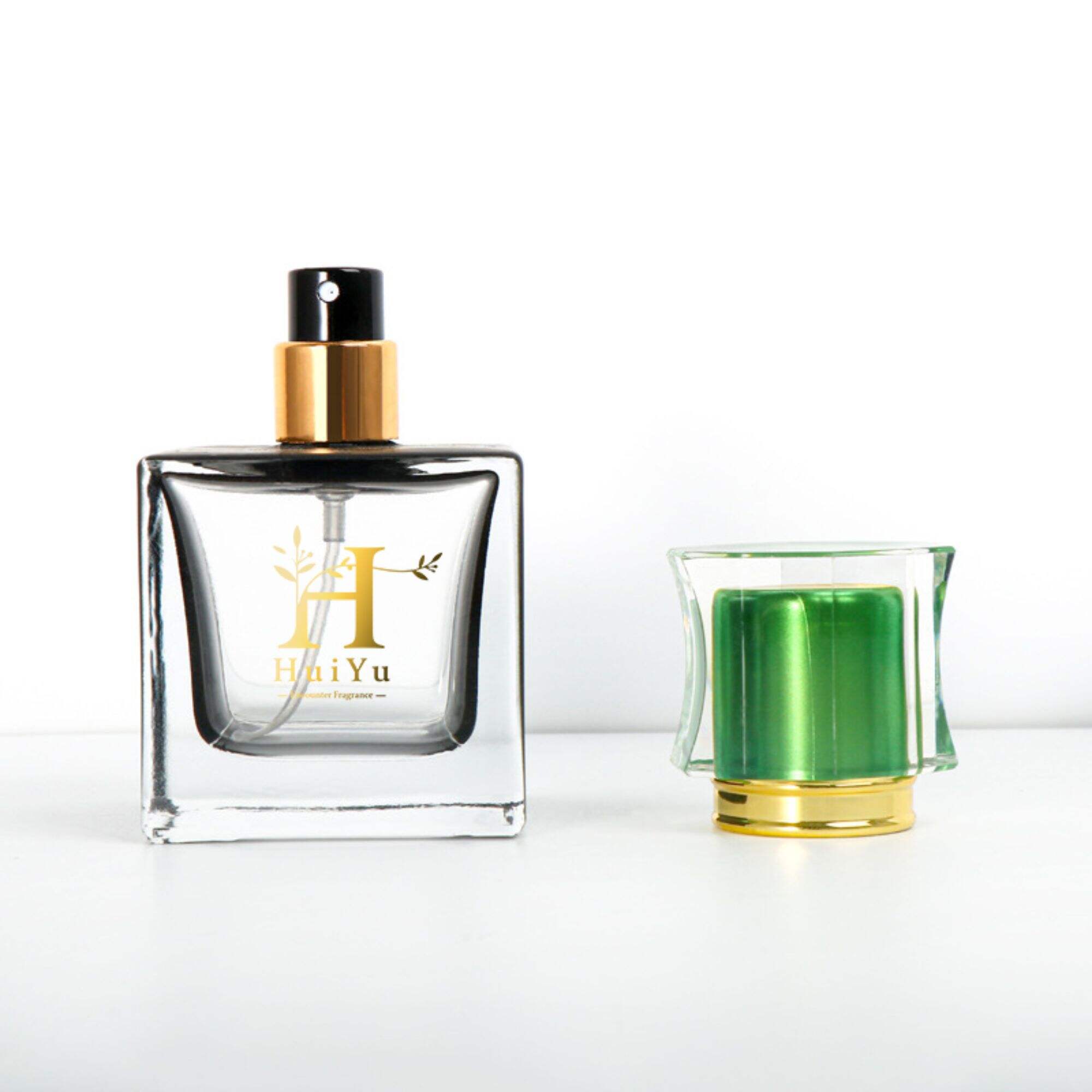 Quadratische Sprühflasche Glasduftstoff-Auflockerer Verpackung HY-225