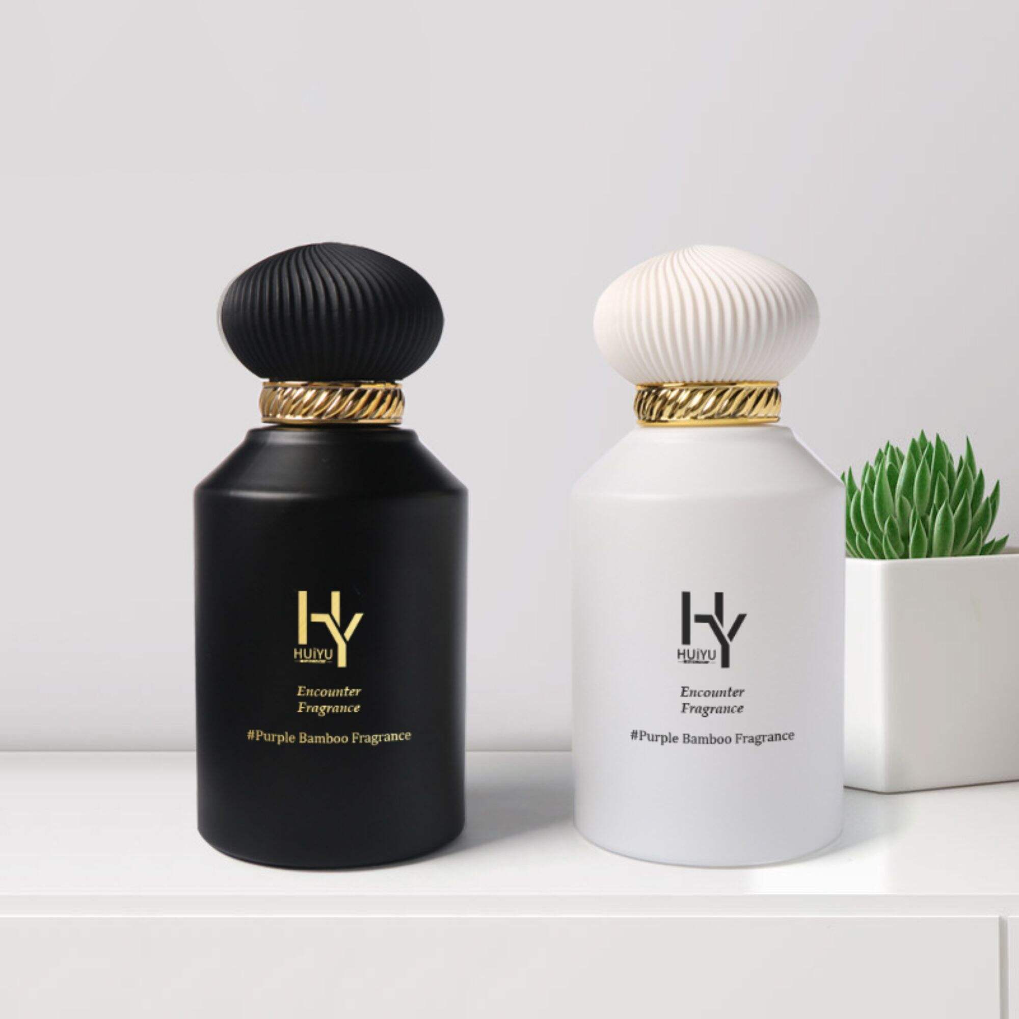 Hersteller Großhandel 100ML Druck-Sprayflasche, dumm schwarz, duftendes Wasserfläschchen HY-205