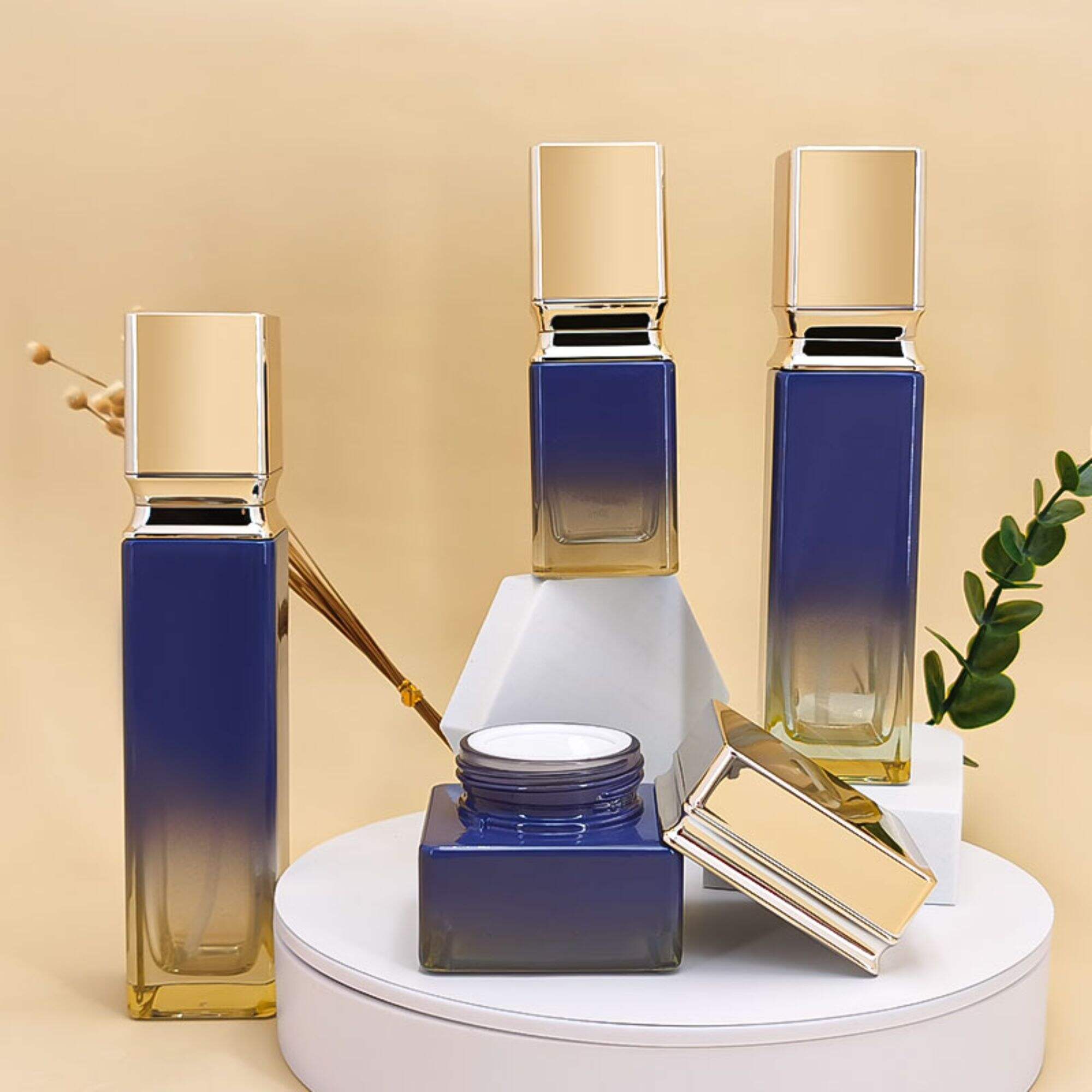 Luxuskosmetik Verpackung Cremeflaschen HY-2353
