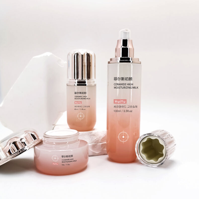 Rosa Blumen-Hautpflege-Set mit Gradientenglasflasche HY-2421