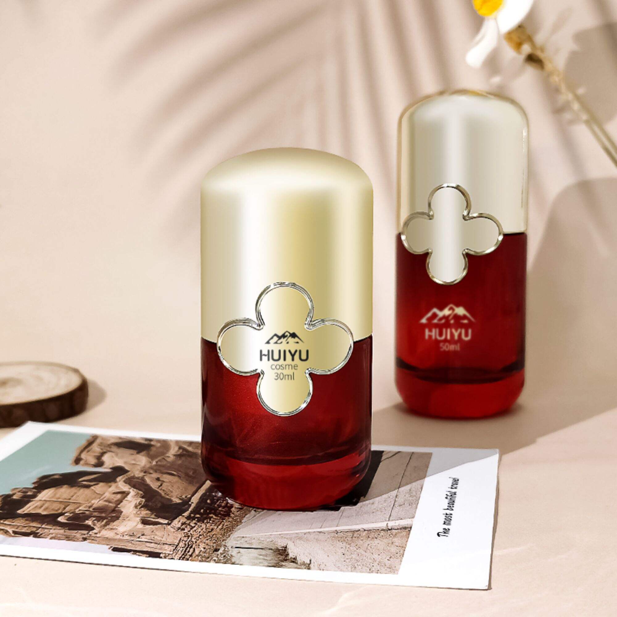 Custom Red Container Glass Jar With Gold Flower Lid HY-2318