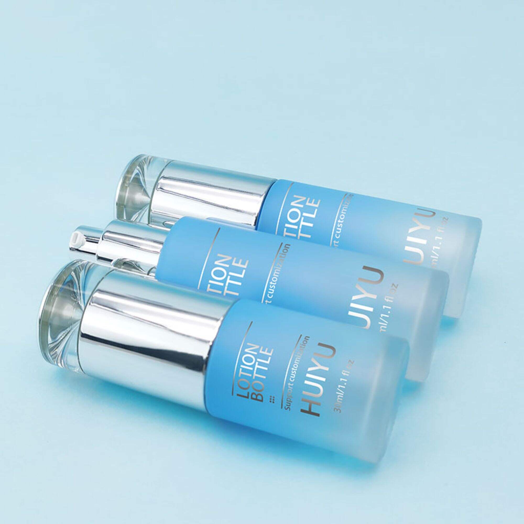 Luxus-Hautpflege-Glas-Sprayflasche mit silbernem Pumpenverschluss HY-2309