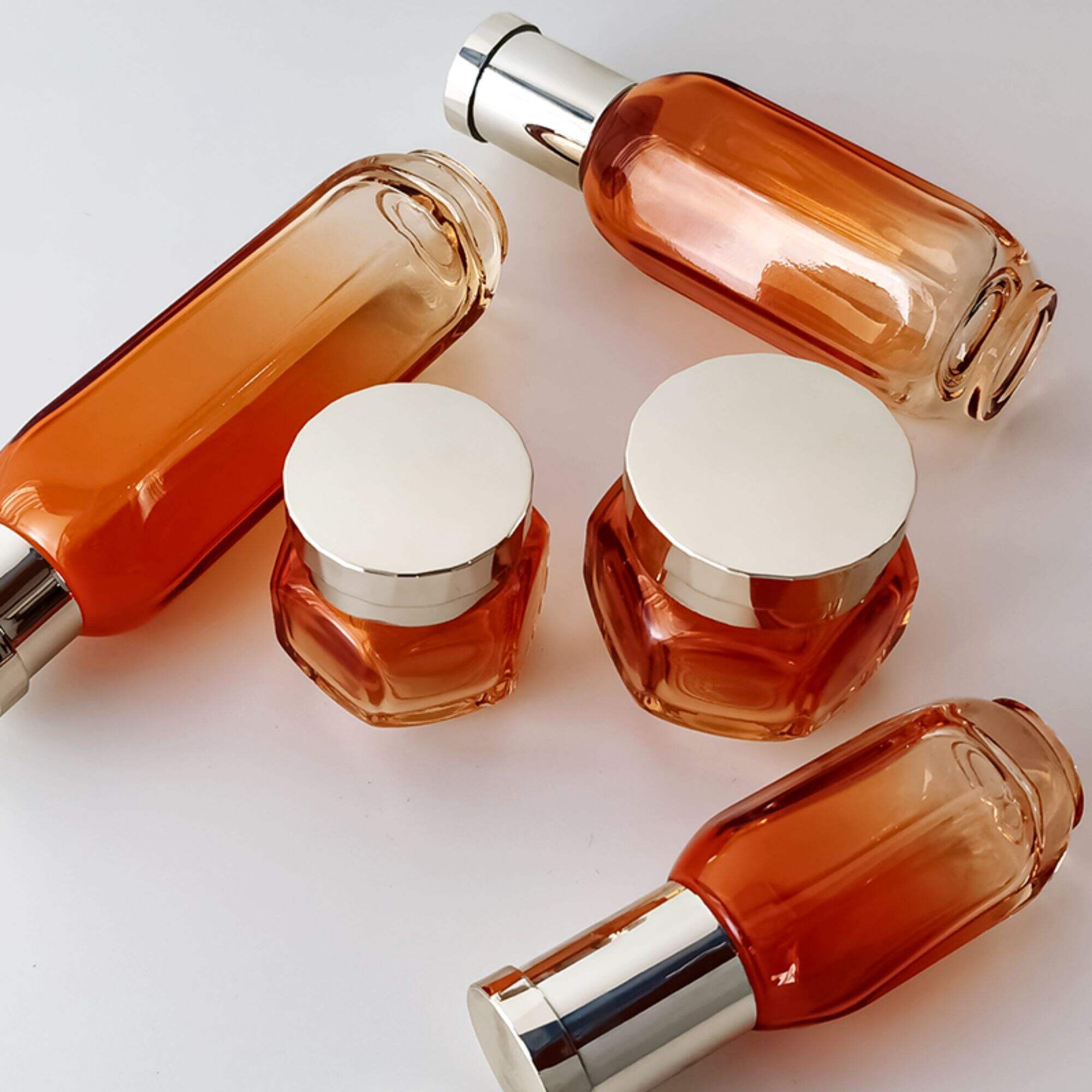 Kostenlos einzigartig gestaltete Glasflaschen für Kosmetik HY-2382