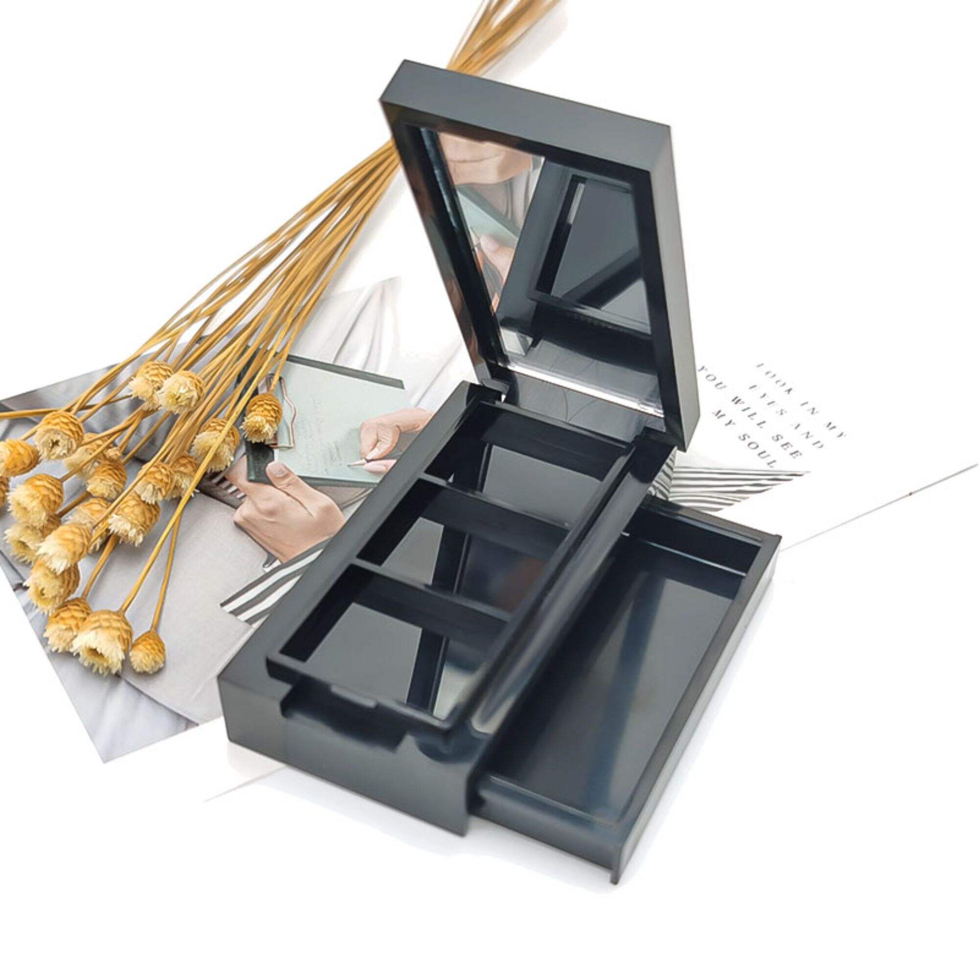 Mini Eye Shadow Tinting Cosmetics 8361