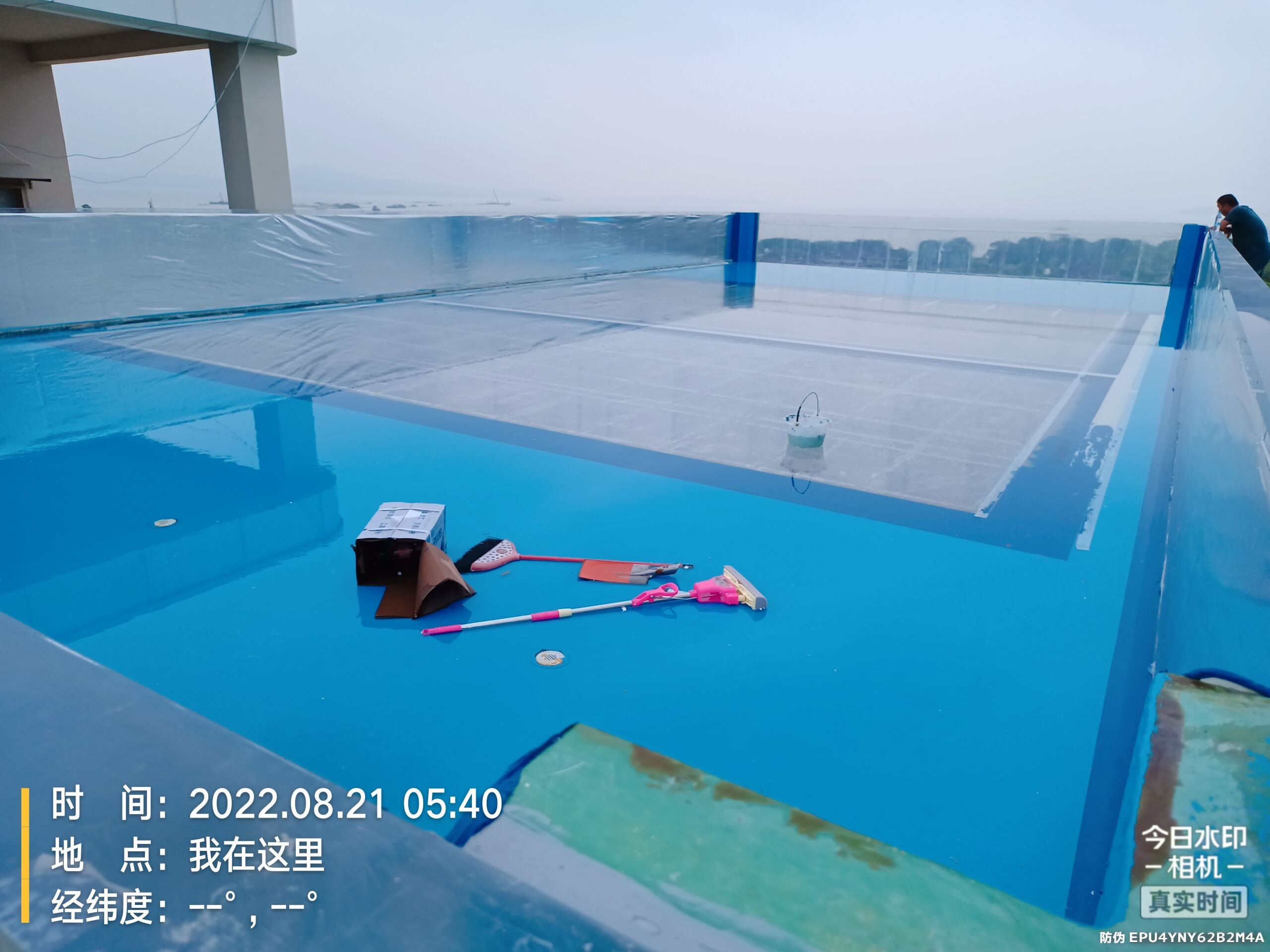 customized transparent outdoor acrylic glass swimming pool project supplier