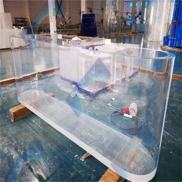 Experience luxury with acrylic pool panels