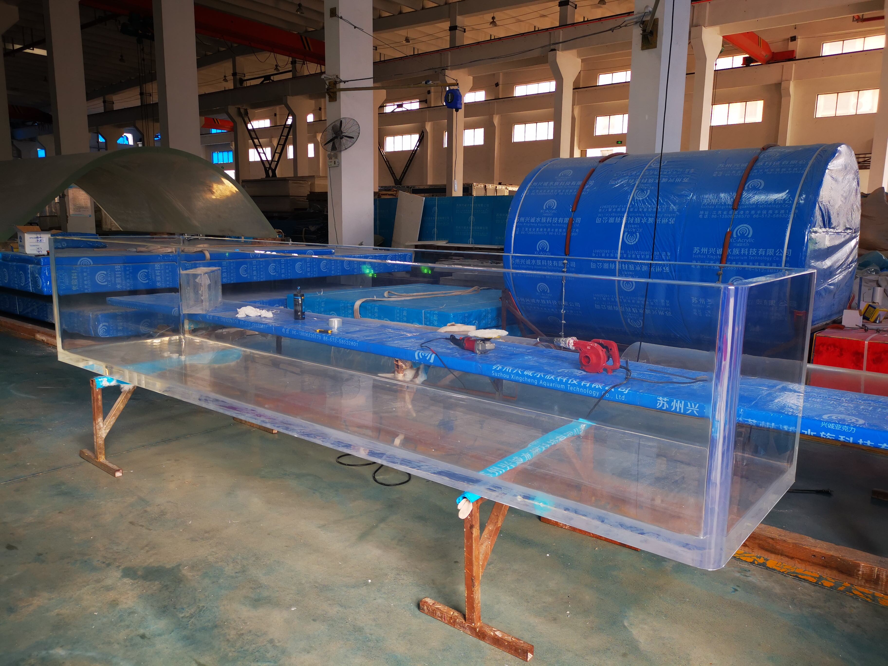 2024 factory customized acrylic glass tunnel aquarium project price manufacture