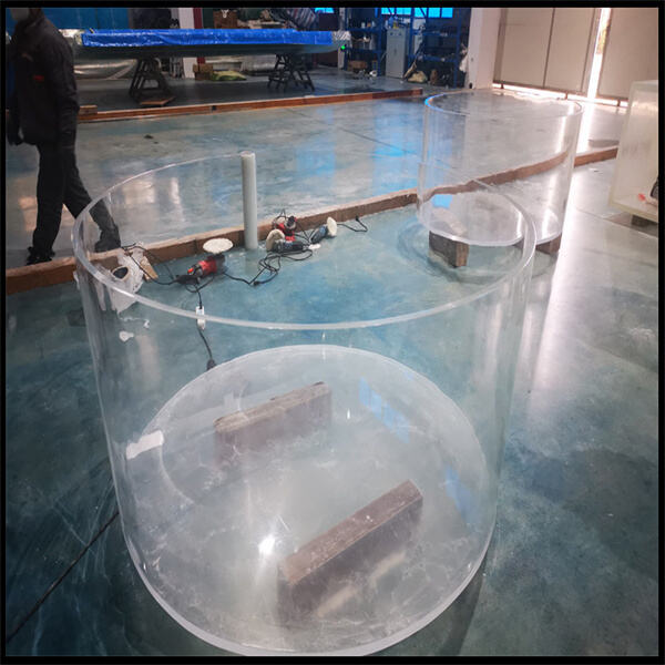 Experimenta el lujo del metacrilato para piscinas