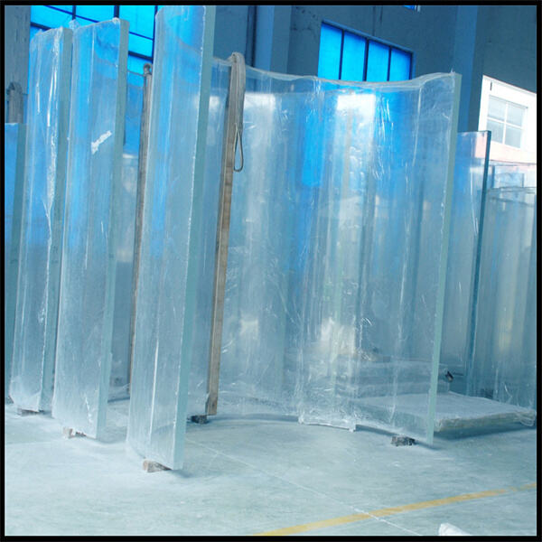 How clear acrylic can improve pool safety and functionality