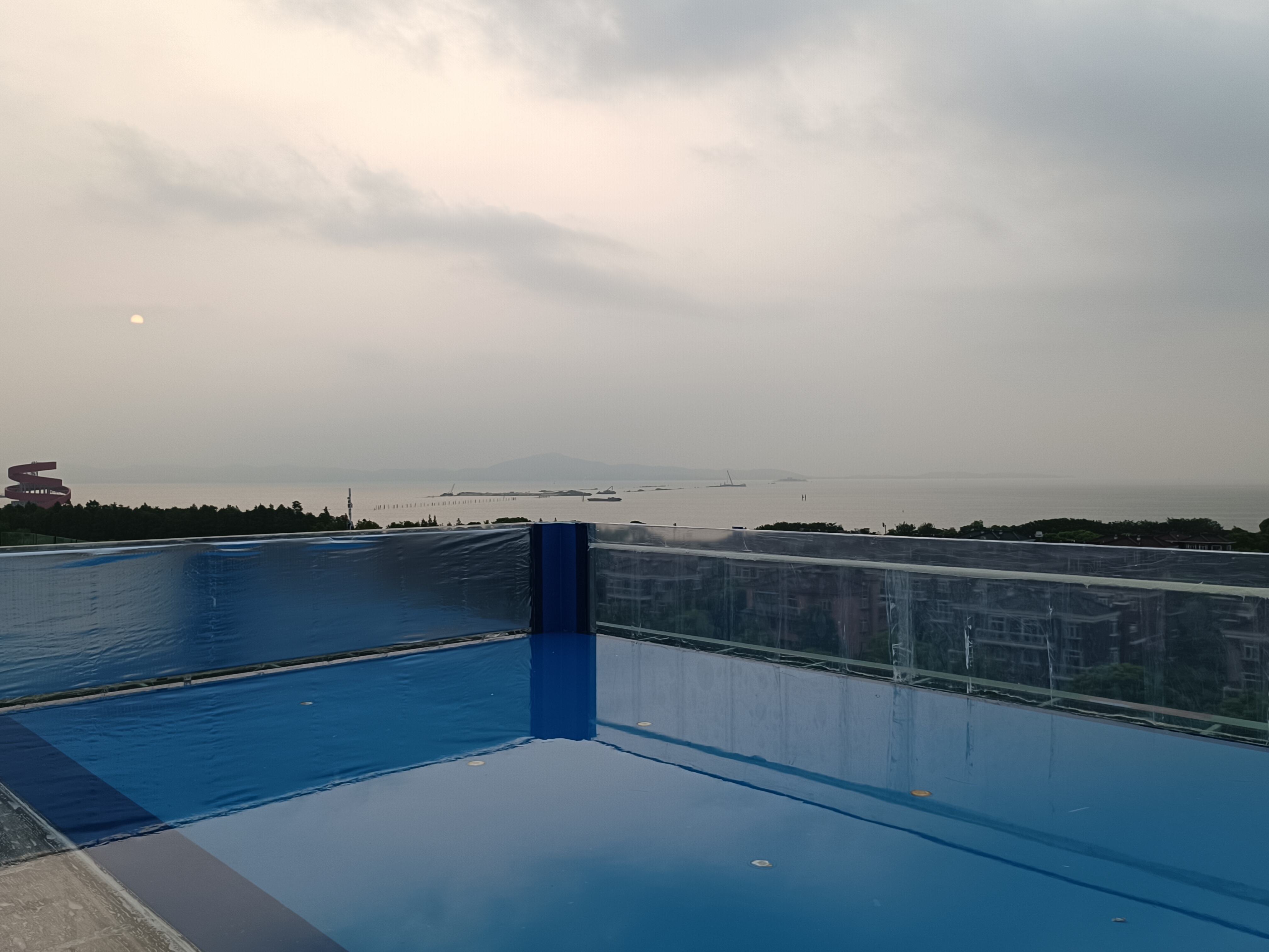 customized transparent outdoor acrylic glass swimming pool project details