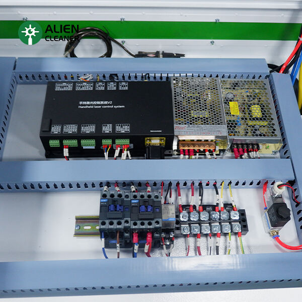 Utilisation du nettoyage de la rouille au laser 1000w