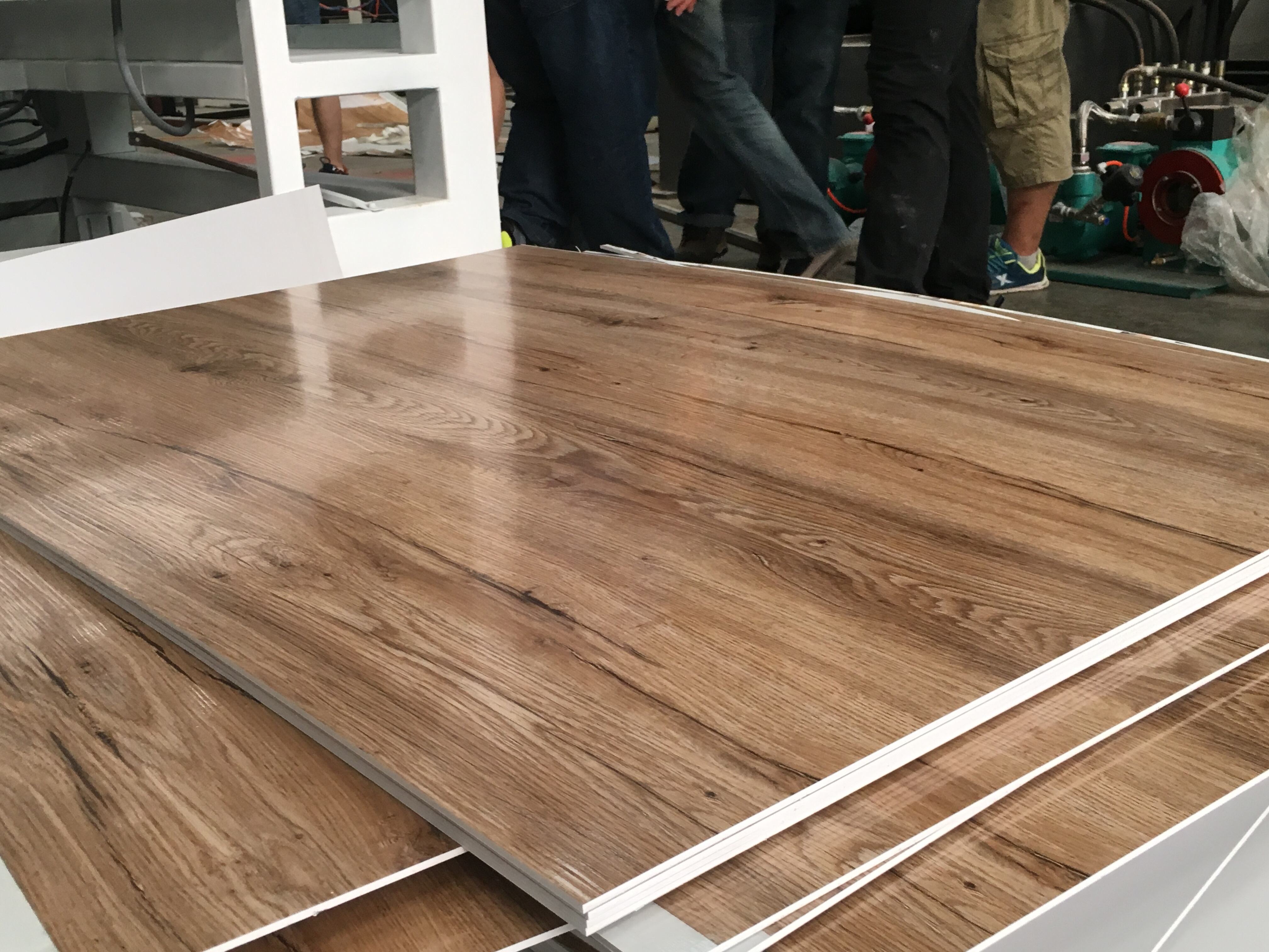 Multi-Layer SPC Flooring Making Machine/LVT Vinyl Plank Floor Production Line for Sale manufacture