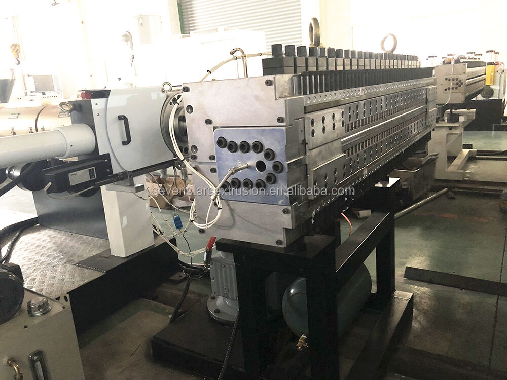 Plastic PP PE PC Corrugated Hollow Sheet Machine line for packing box floor protection Advertising board details
