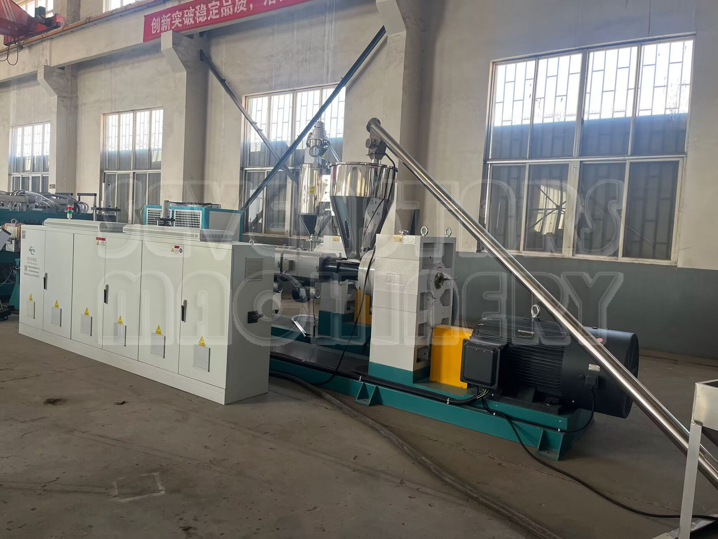 PP Sheet Recycled Building Fireproof Template Construction Hollow Board PP Formwork Template Machine supplier