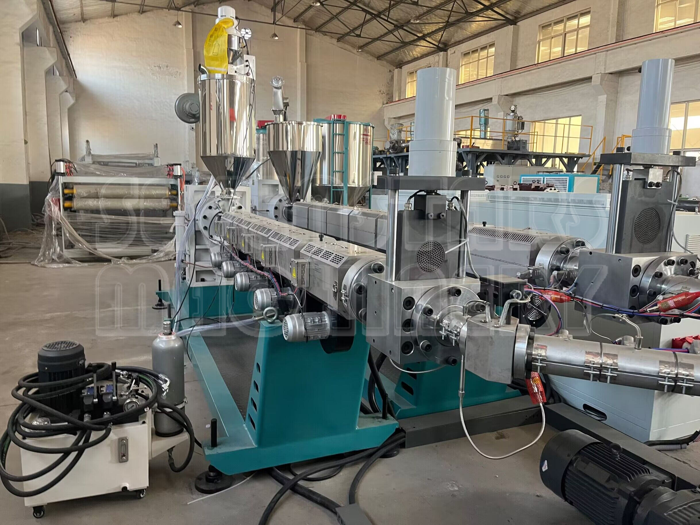 PP Sheet Recycled Building Fireproof Template Construction Hollow Board PP Formwork Template Machine manufacture