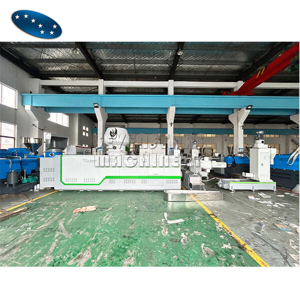 Versatile shredding solutions with a shaft shredder