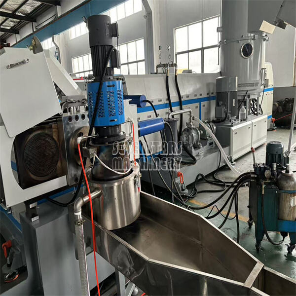 From agriculture to pharmaceuticals, where pelletizers are used.