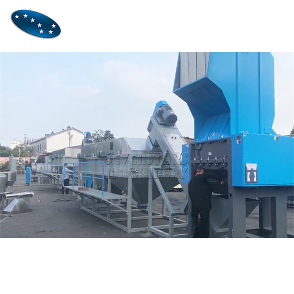 Shred through tough materials with ease using the double shaft shredder