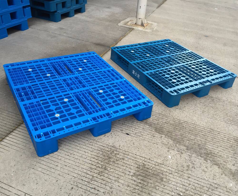 recycle plastic pallet.jpg