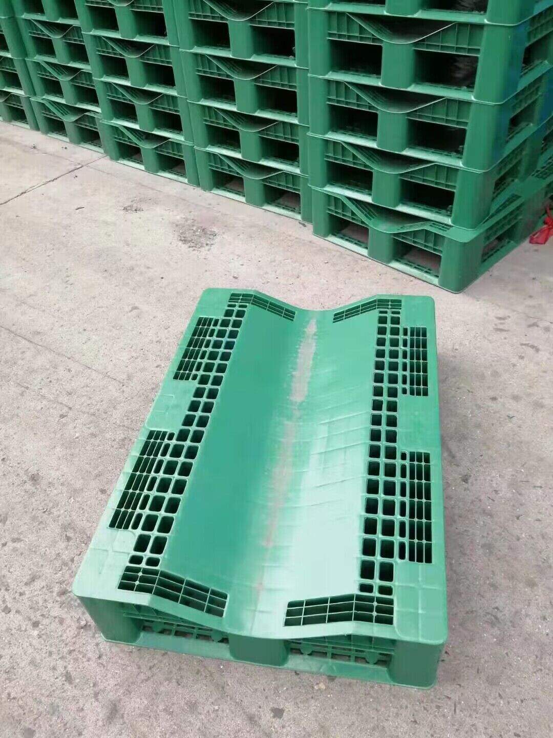 1040*720*210mm heavy duty roll plastic pallet for scroll printing industry details