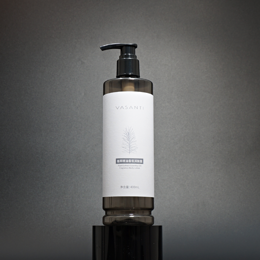 PE Plastic Bottles 300ml 500ml Transparent Grey Hotel Shower Gel Hair Shampoo Toiletries Set factory