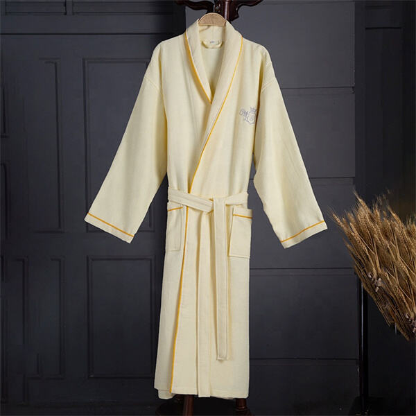 How to Use Hotel Bathrobes