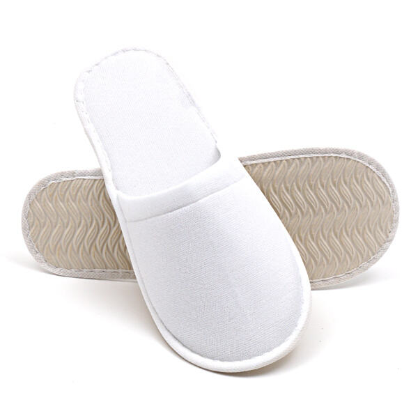 Innovation in Hotel Disposable Slippers