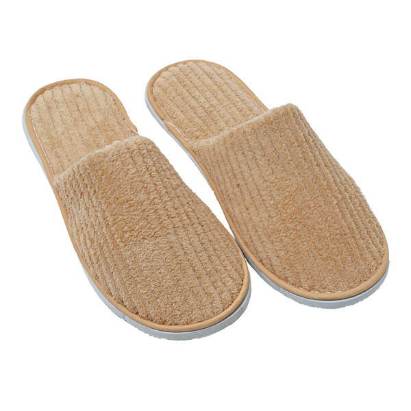 Use Spa Hotel Slippers: