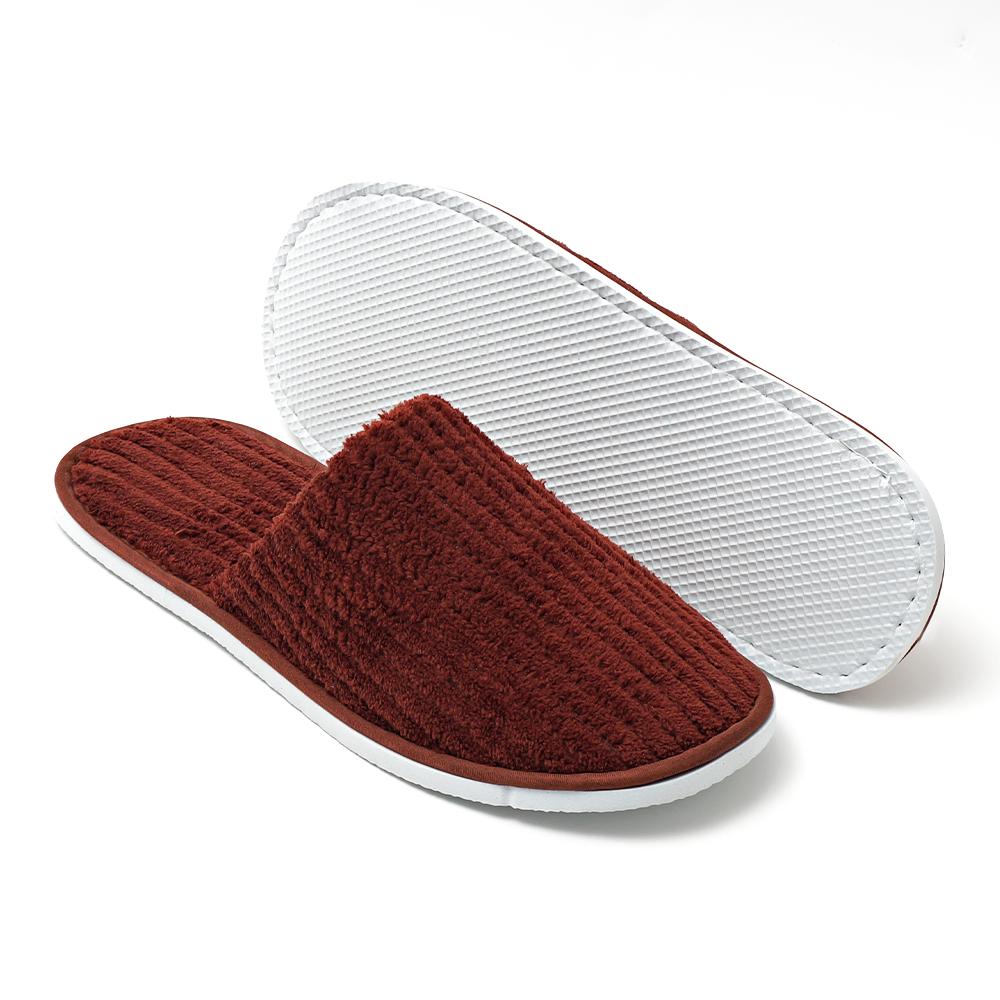 Wholesale Customized Hotel Disposable Slippers Washable Coral Fleece Fabric Slipper manufacture