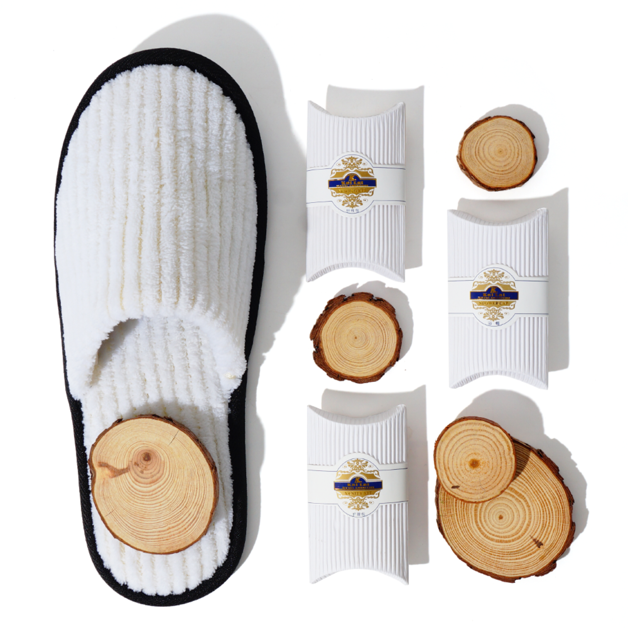 Star Hotel Luxury Hotel Amenities Kit With  Disposable Slippers Toothbrush Shaving Kit 