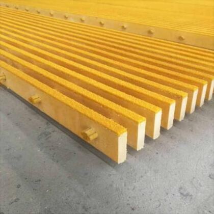 Fiberglass Pultruded Grating for Walkways and Platforms supplier