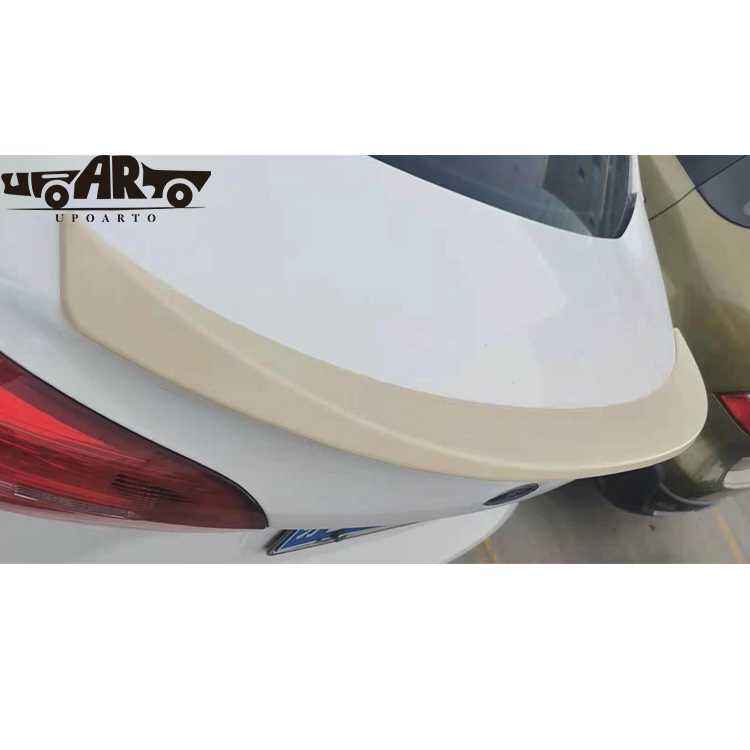 focus rear spoiler