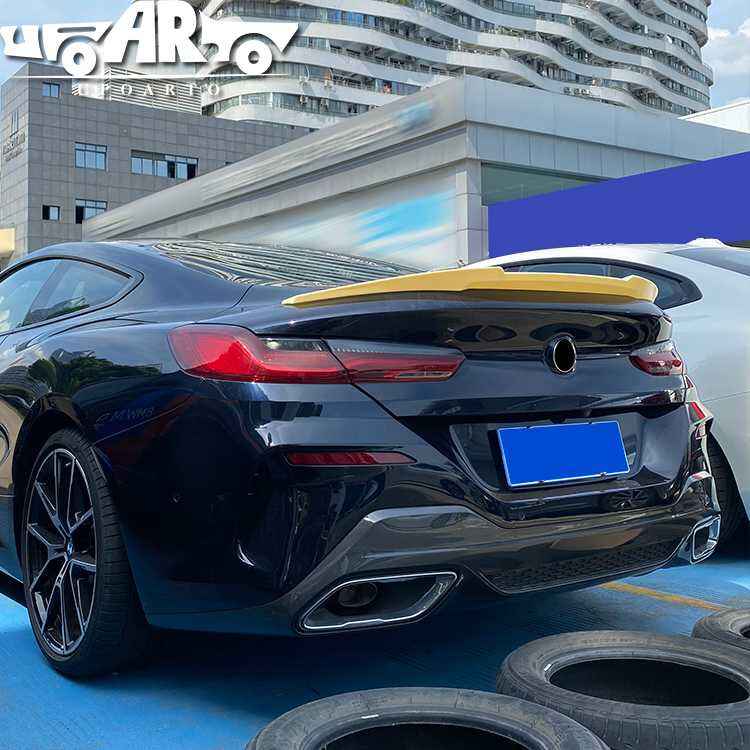 جناح BMW G15 باللون الأسود اللامع