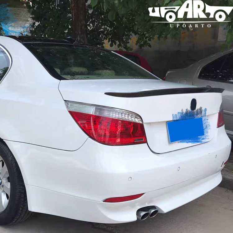 Spoiler z uhlíkových vláken bmw m5 e60 2004