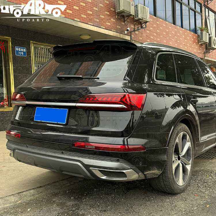 سيارة أودي Q7 4M المفسد