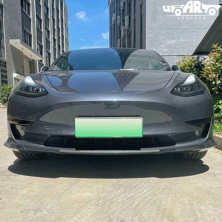 زاوية الالتفاف الأمامية Model3