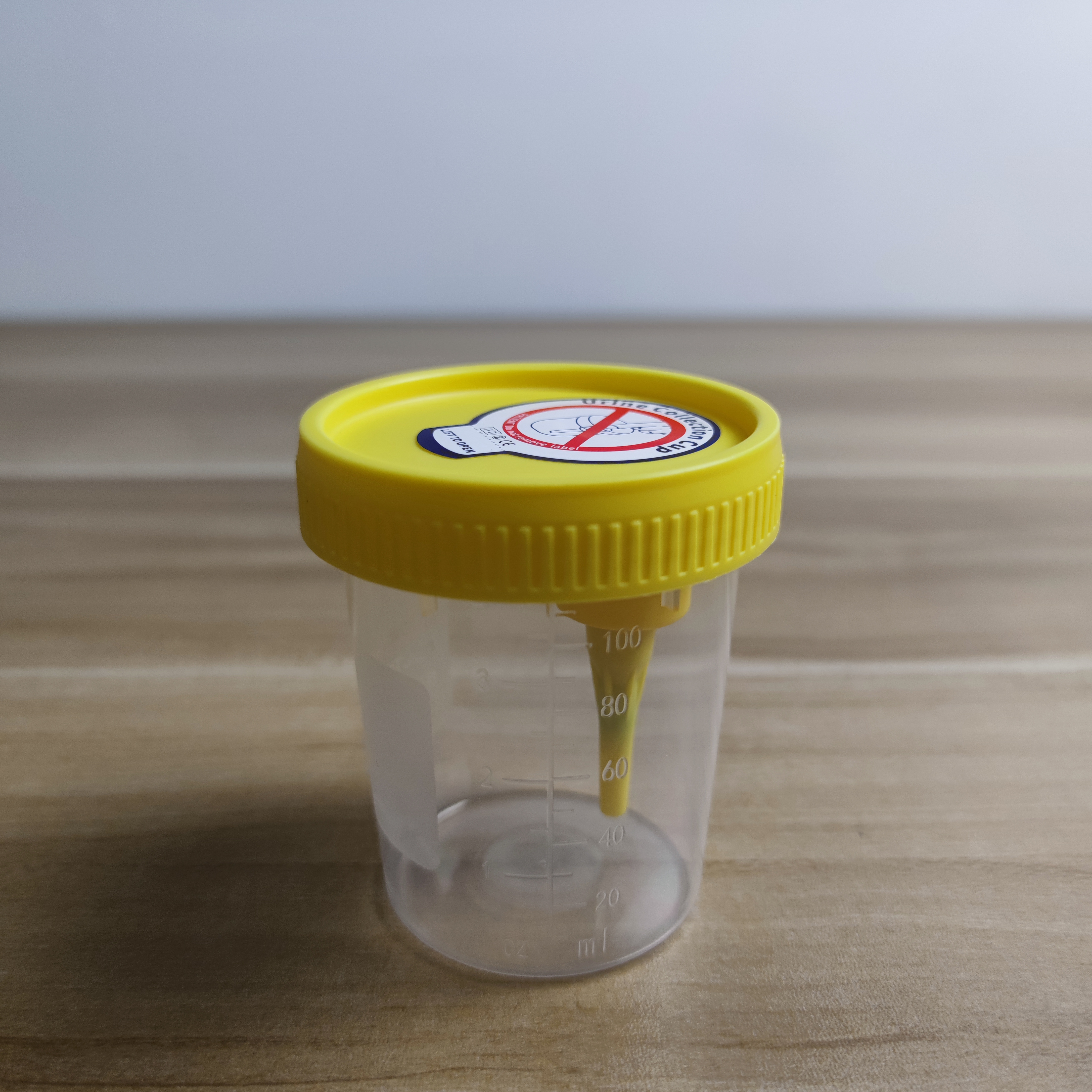 Benefits of Sterile Urine Sample Containers